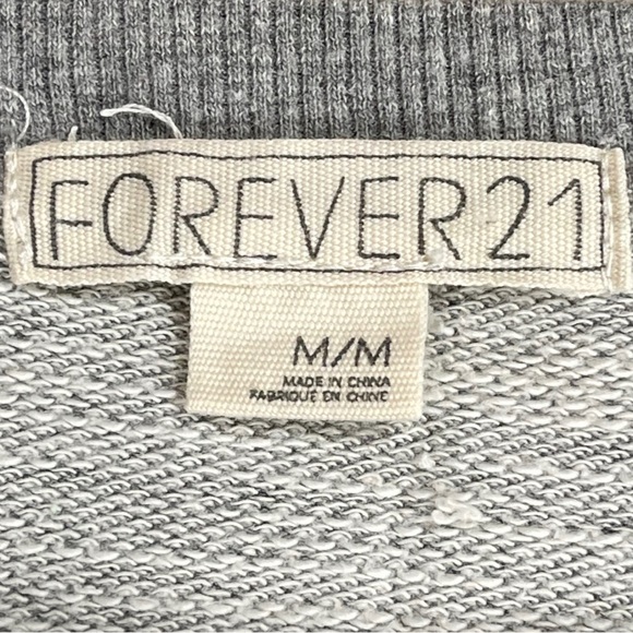 Forever 21 size medium cropped grey sweatshirt with colorful Aztec tribal design - Picture 15 of 16